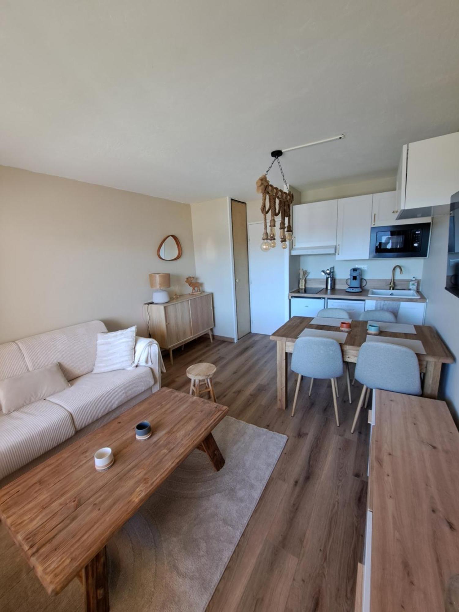 Studio Cabine 4 Couchages, Vue Face Aux Montagnes Фон-Ромё Экстерьер фото