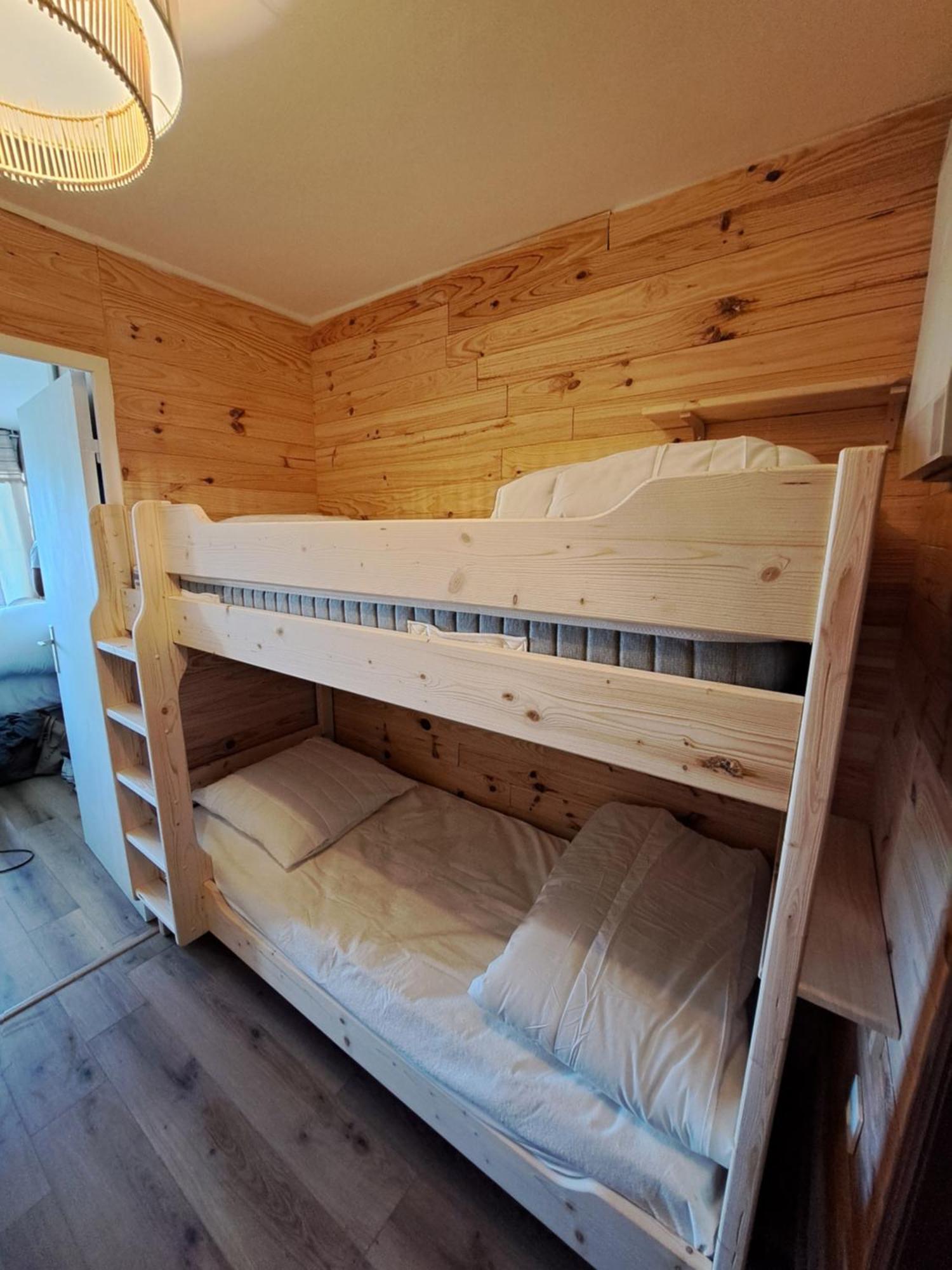 Studio Cabine 4 Couchages, Vue Face Aux Montagnes Фон-Ромё Экстерьер фото